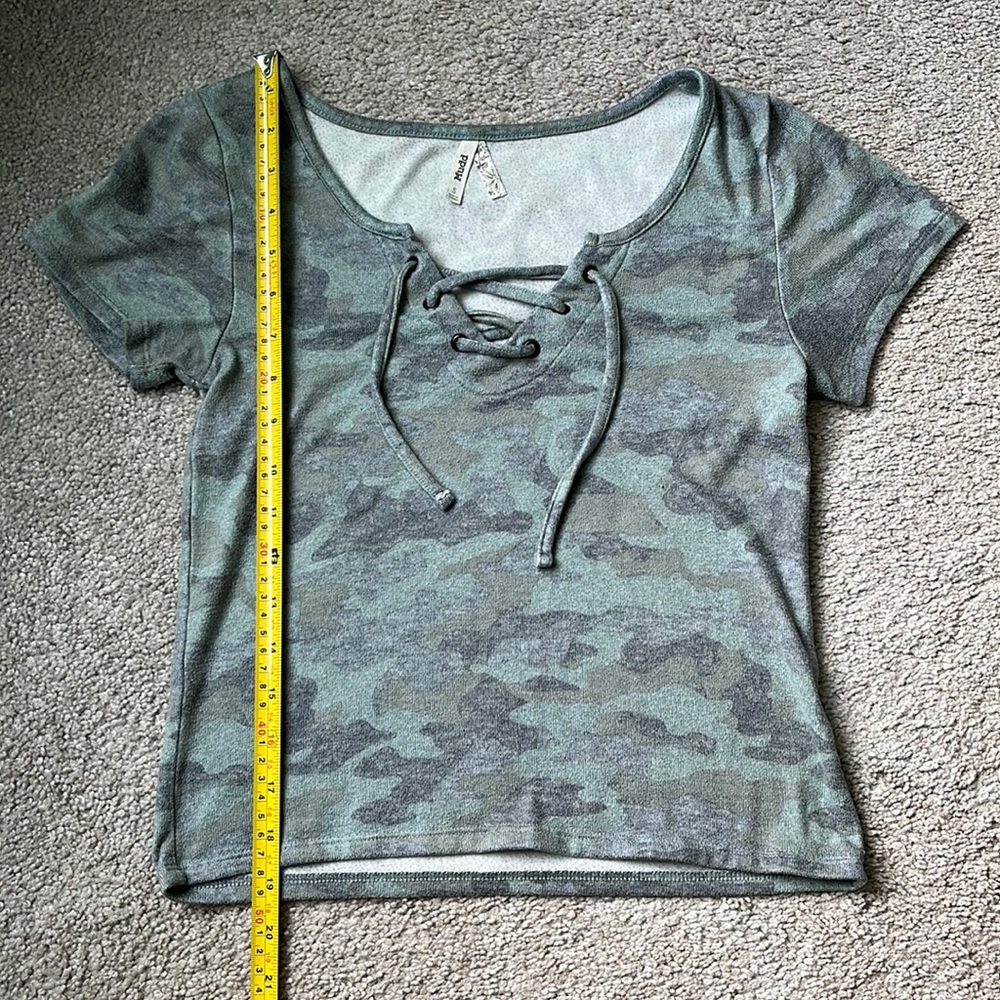 Mudd army print tie front shirt